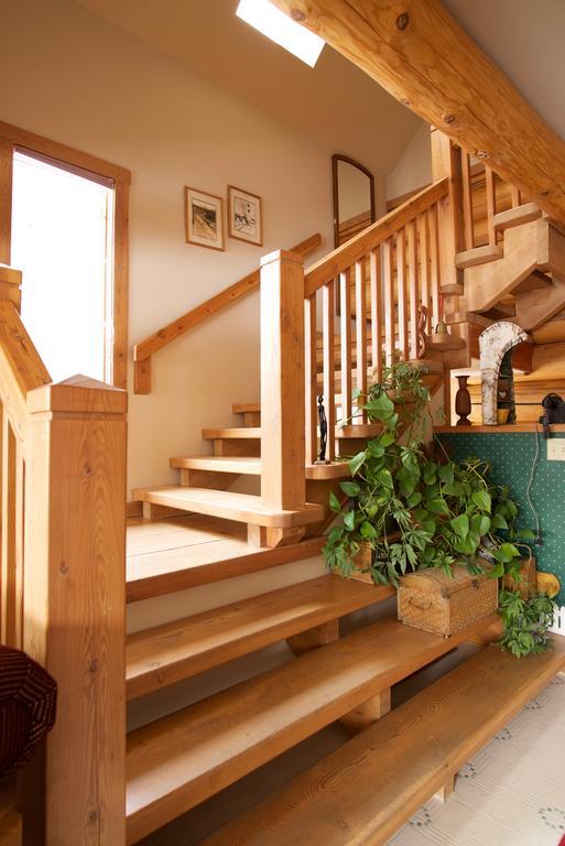 Kicking Horse Canyon Guest House Golden Eksteriør bilde