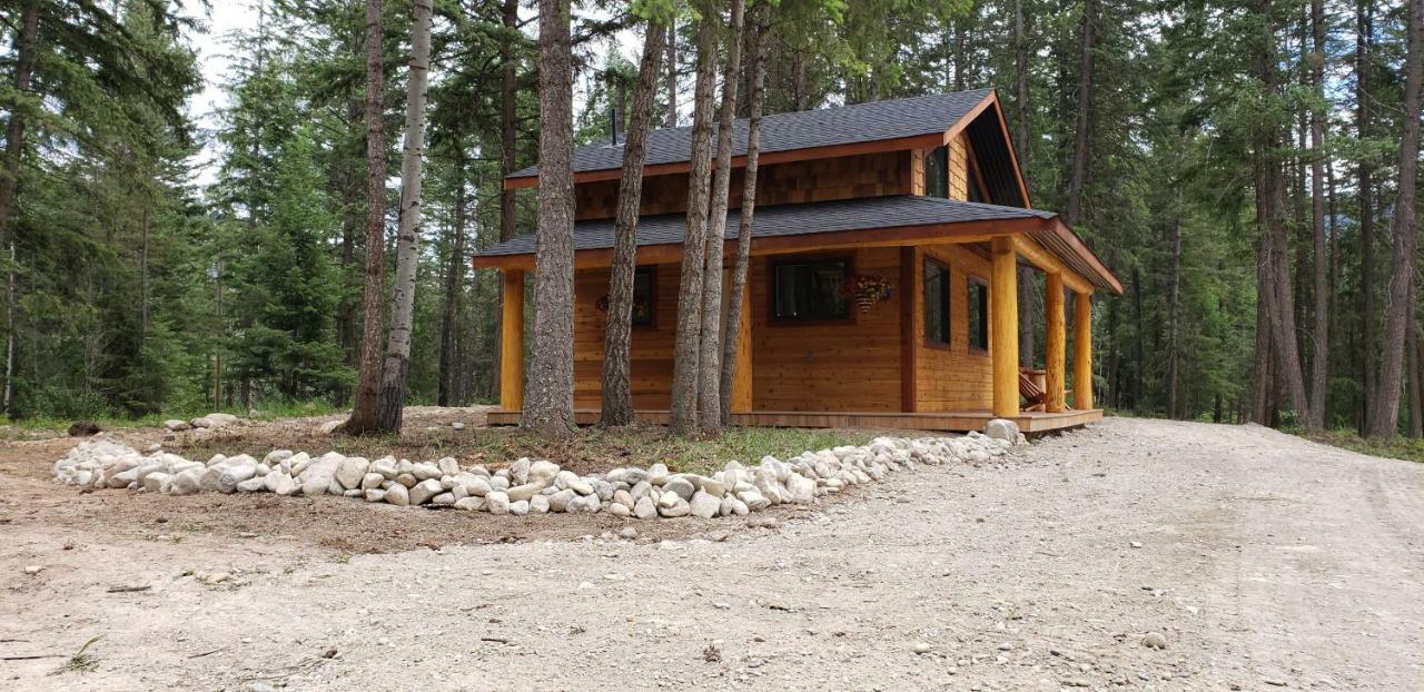 Kicking Horse Canyon Guest House Golden Eksteriør bilde