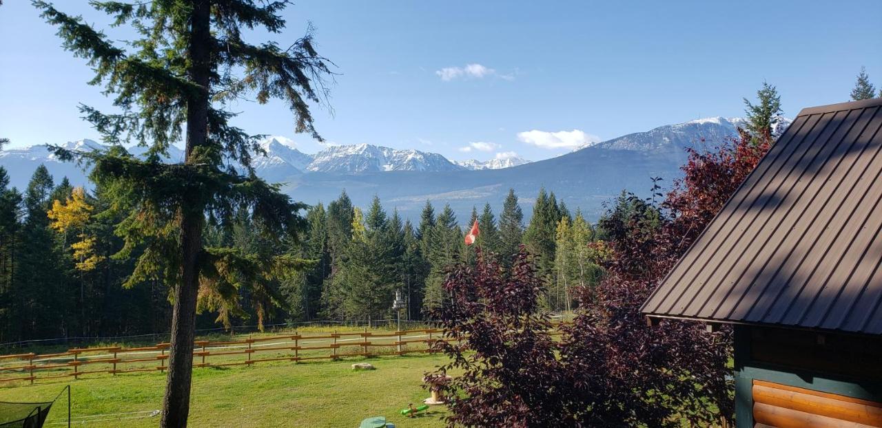 Kicking Horse Canyon Guest House Golden Eksteriør bilde
